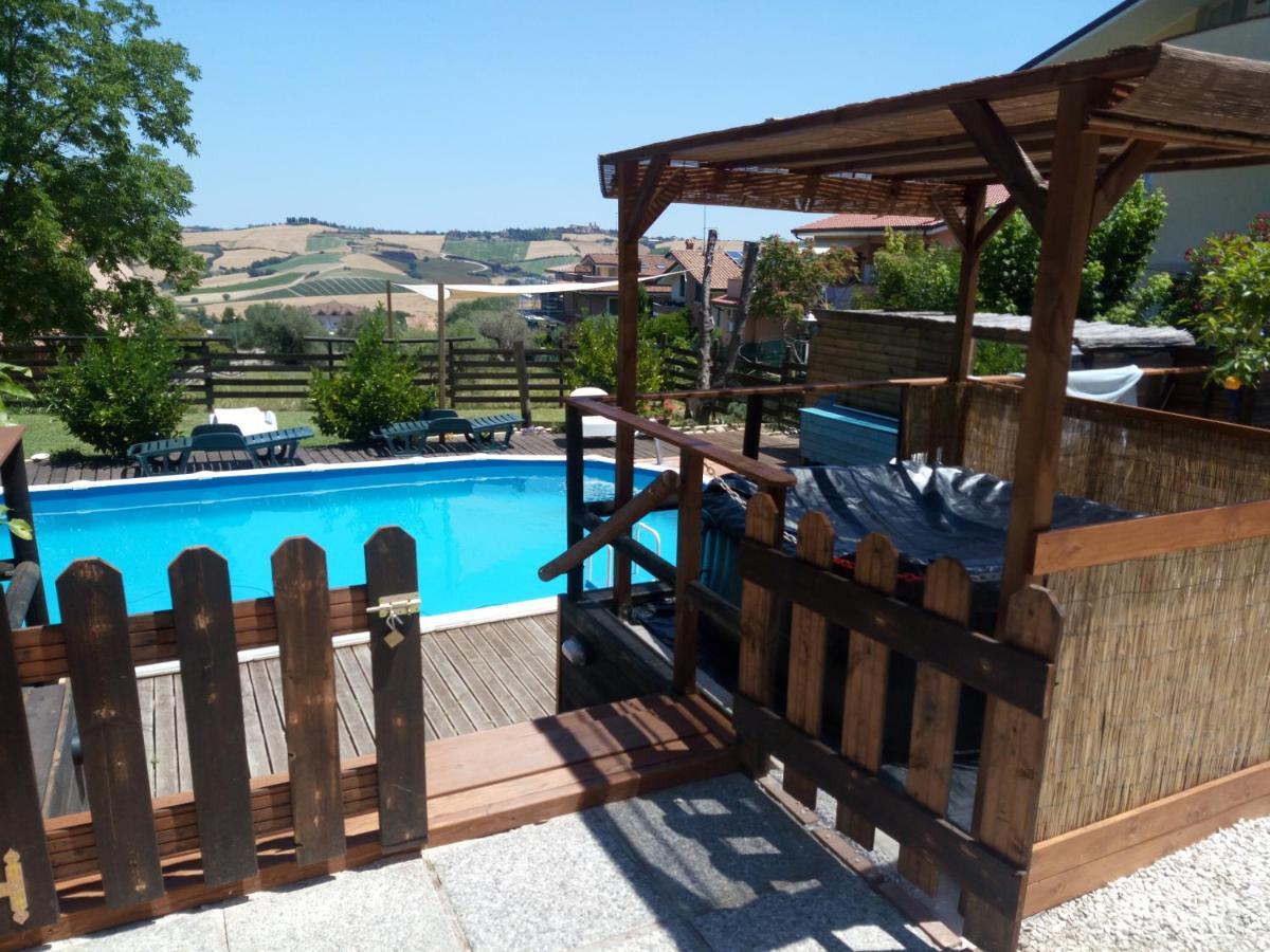 Ca'Silvia Bed & Breakfast San Savino  Bagian luar foto